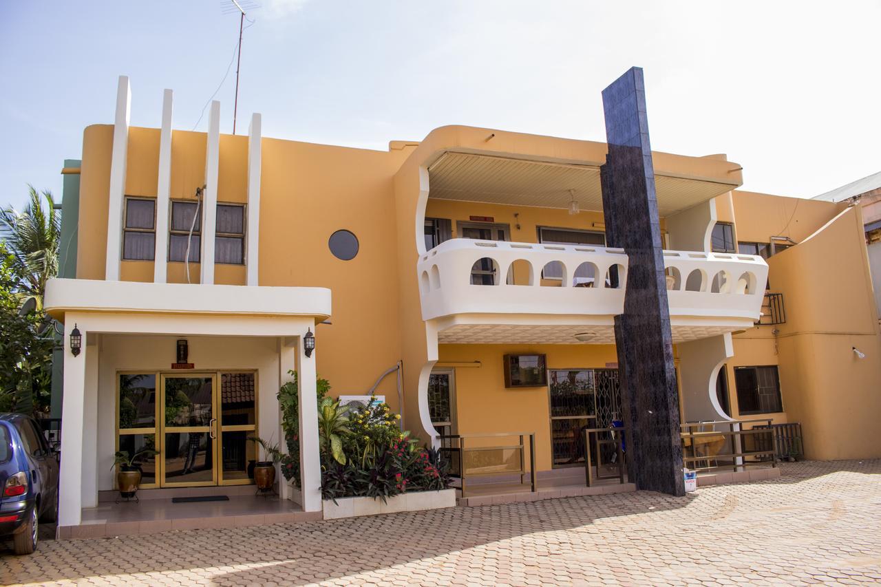 Lovista Hotel North Legon Kültér fotó