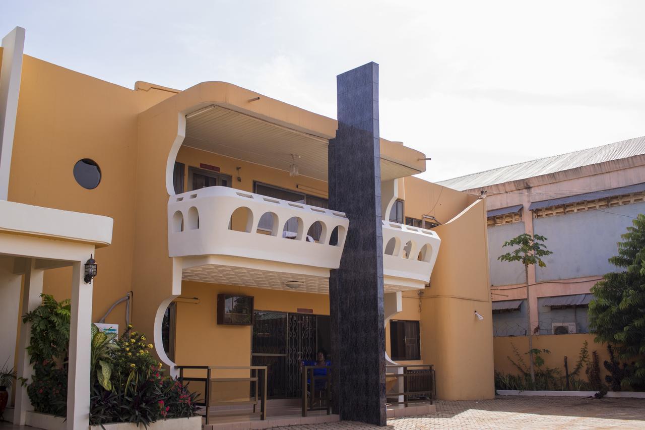 Lovista Hotel North Legon Kültér fotó