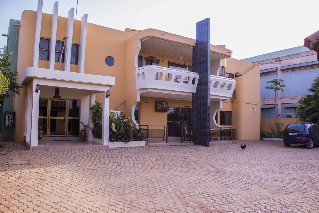 Lovista Hotel North Legon Kültér fotó