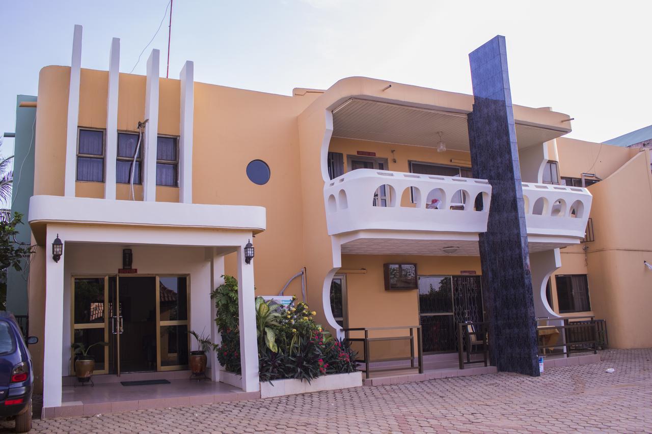 Lovista Hotel North Legon Kültér fotó